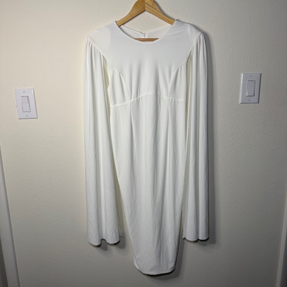 Club L London Dress Women's Size 6 White Flowy Sleeve Elegant Formal Bodycon